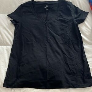 Women’s gap black V-neck, short sleeved T-shirt, size medium